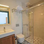 Konukevi Oalis Boutique 4*