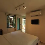 Oalis Boutique Konukevi 4*